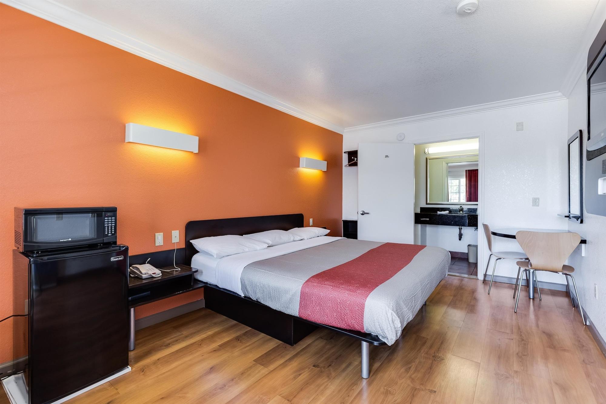 Motel 6-San Jose, Ca - Convention Center Экстерьер фото