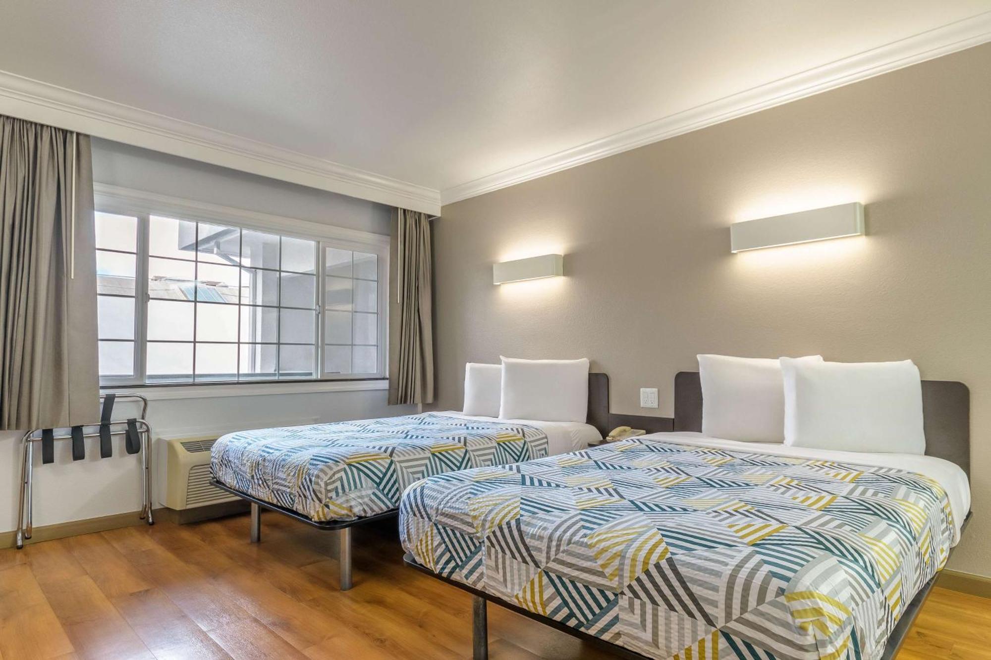 Motel 6-San Jose, Ca - Convention Center Экстерьер фото