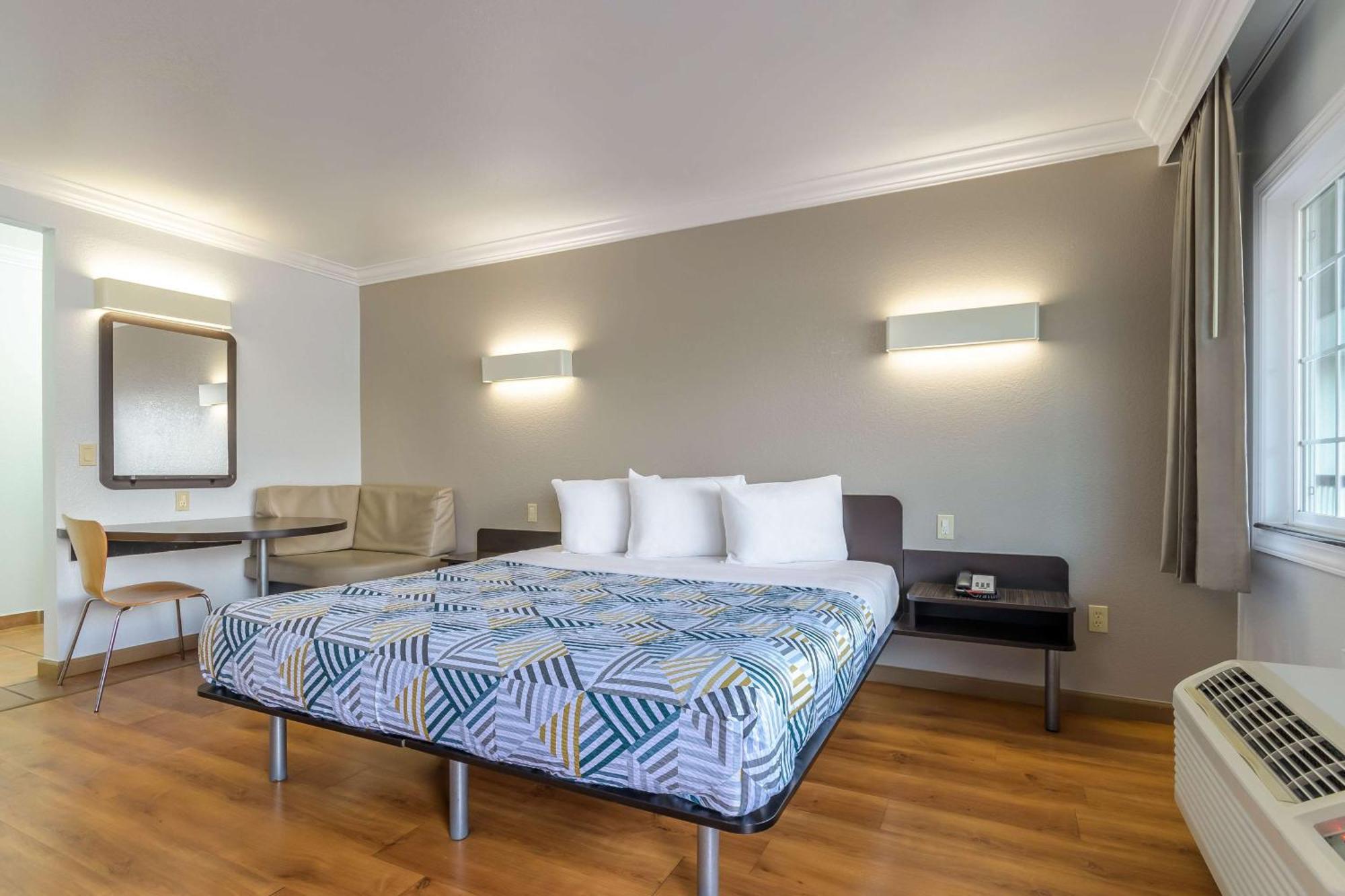 Motel 6-San Jose, Ca - Convention Center Экстерьер фото