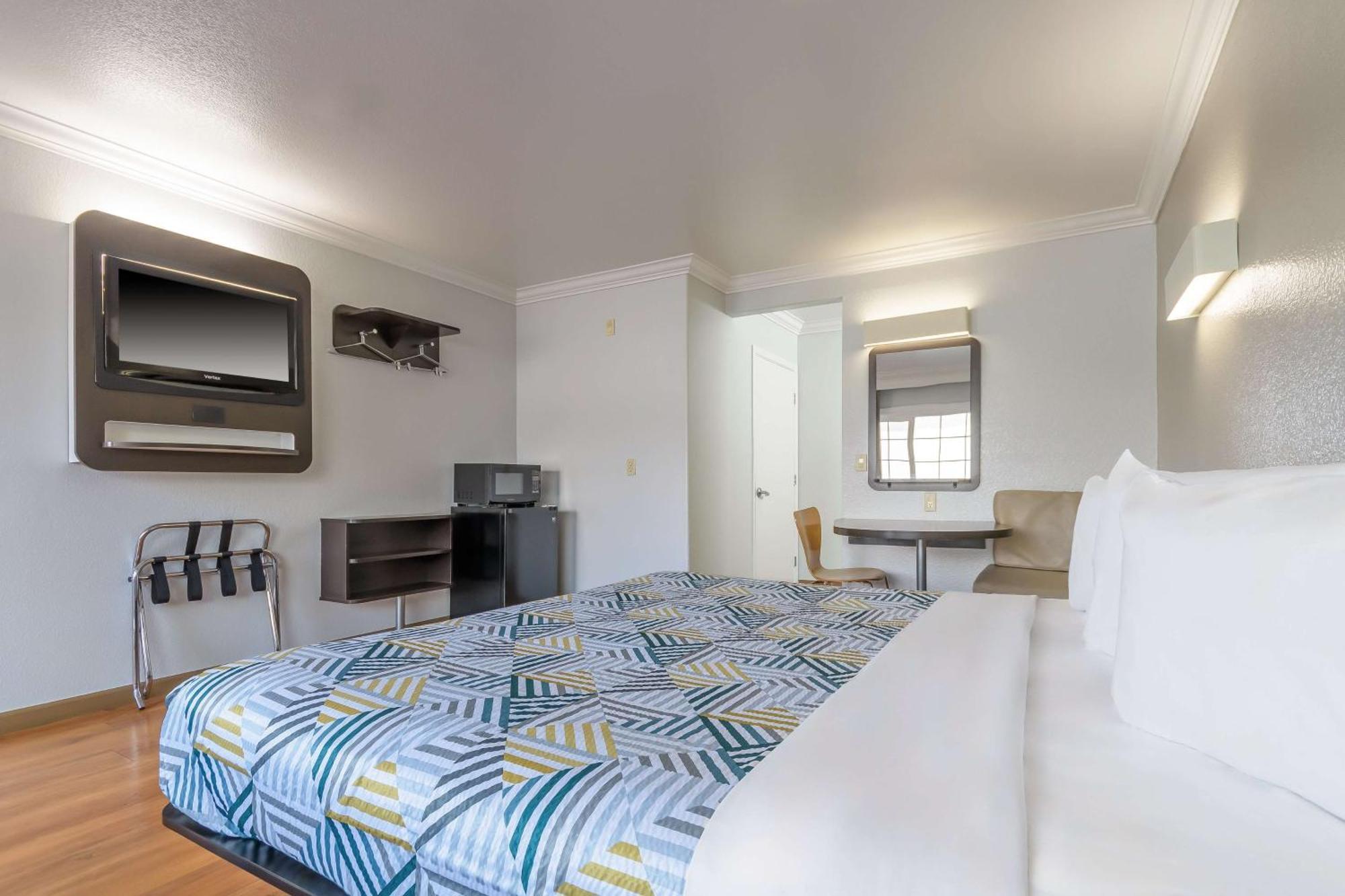 Motel 6-San Jose, Ca - Convention Center Экстерьер фото