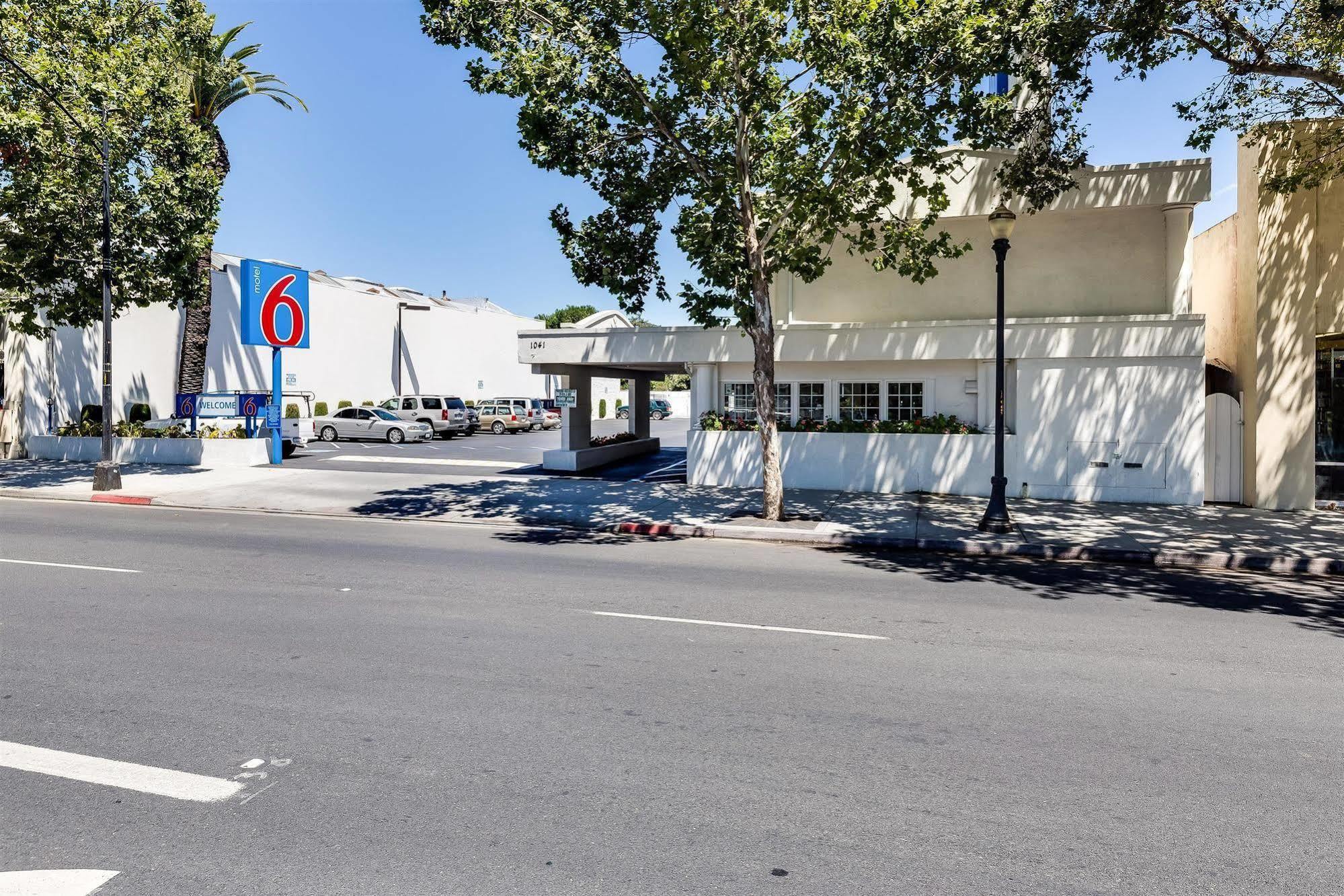 Motel 6-San Jose, Ca - Convention Center Экстерьер фото