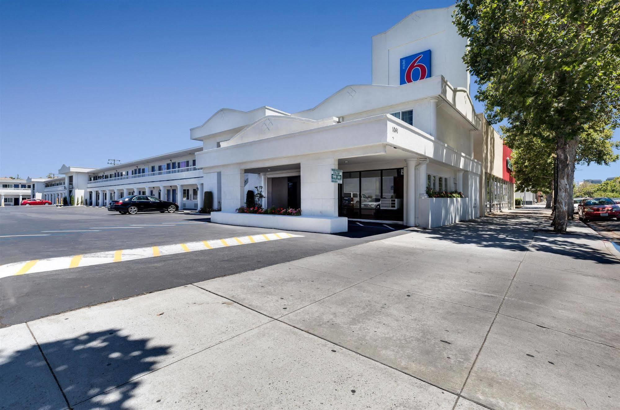 Motel 6-San Jose, Ca - Convention Center Экстерьер фото